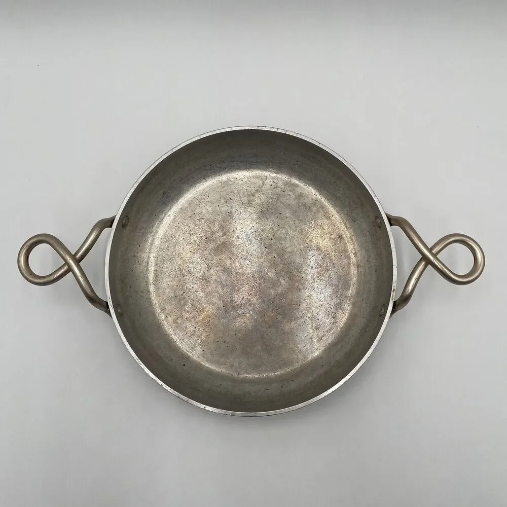 J3 VTG WEAR EVER ALUMINUM HALLITE COPPER TONE HANDLES #V901 PAN SKILLET NO LID